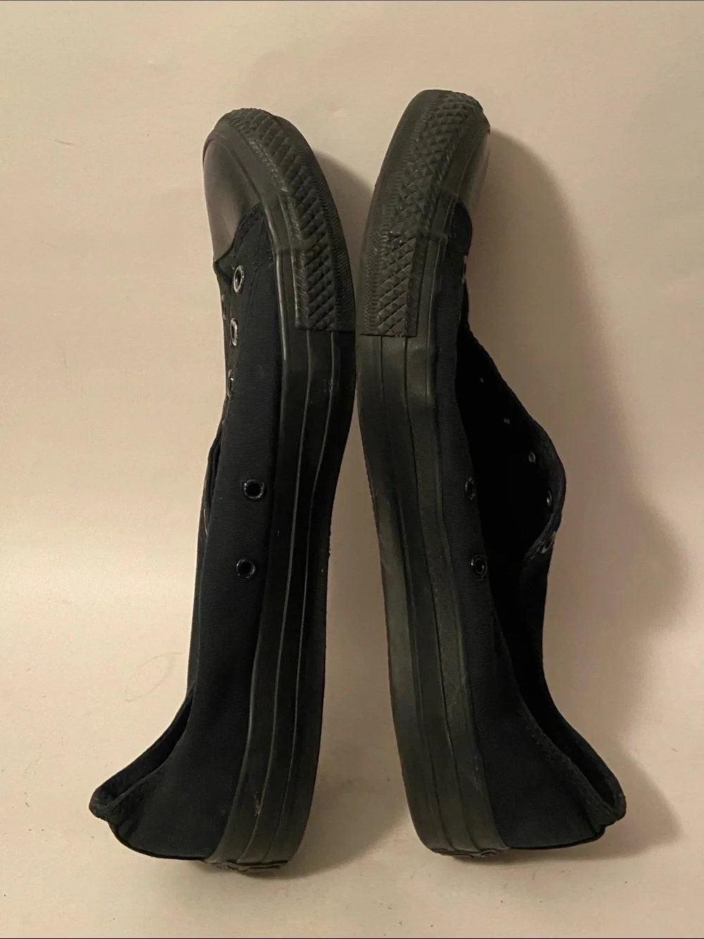 Converse All Stars Men's Canvas Lace up Sneakers - Black sz 12